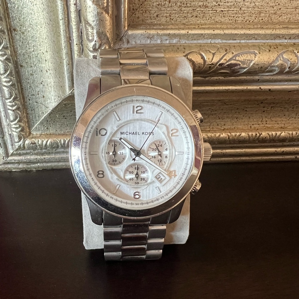 Michael Kors oversized runway chronograph